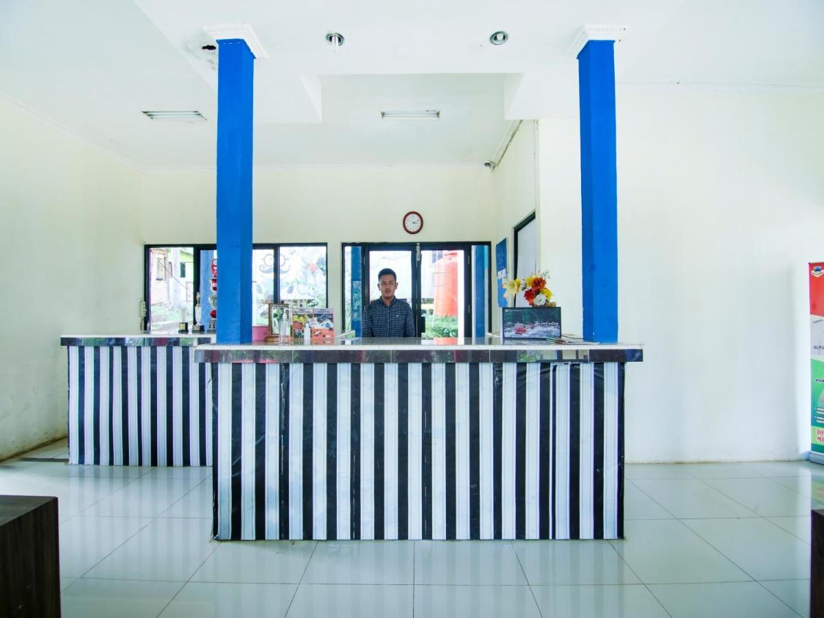 Oyo 3475 Villa Ex Mtq Pagaralam Εξωτερικό φωτογραφία